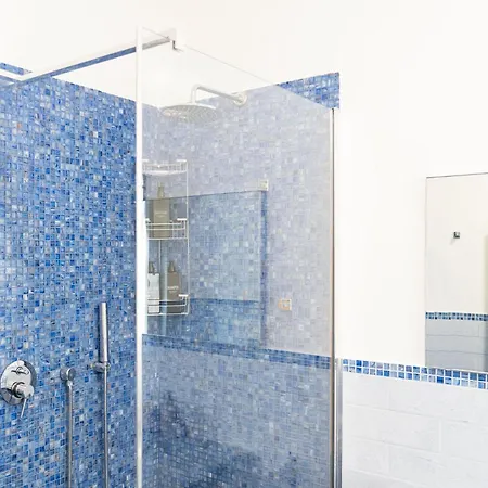 La Rosa Dei Venti - Free Street Parking Pass